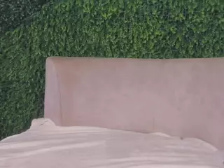 Chloe Dee's Live Sex Cam Show