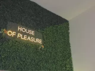 Chloe Dee's Live Sex Cam Show