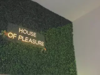 Chloe Dee's Live Sex Cam Show