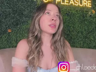 Chloe Dee's Live Sex Cam Show