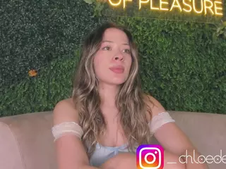 Chloe Dee's Live Sex Cam Show