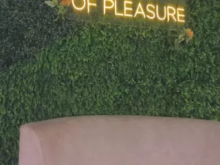 Chloe Dee's Live Sex Cam Show