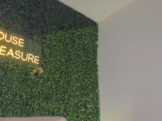 Chloe Dee's Live Sex Cam Show