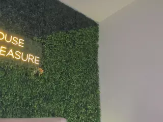 Chloe Dee's Live Sex Cam Show