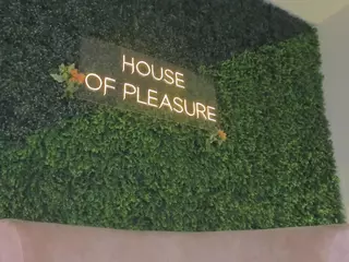 Chloe Dee's Live Sex Cam Show