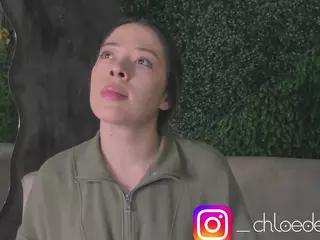 Chloe Dee's Live Sex Cam Show
