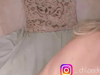 Chloe Dee's Live Sex Cam Show