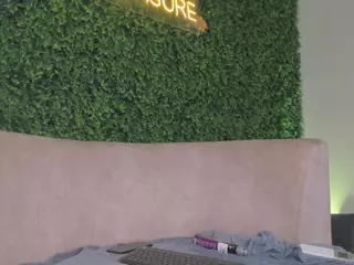 Chloe Dee's Live Sex Cam Show