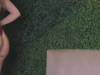 Chloe Dee's Live Sex Cam Show