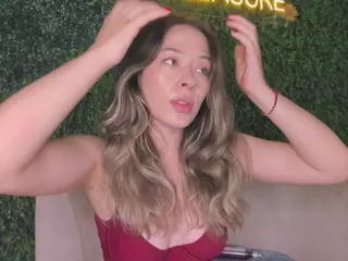 Chloe Dee's Live Sex Cam Show
