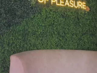 Chloe Dee's Live Sex Cam Show