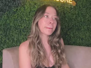 Chloe Dee's Live Sex Cam Show
