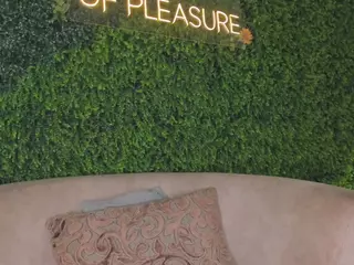 Chloe Dee's Live Sex Cam Show
