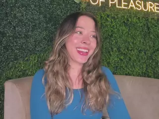 Chloe Dee's Live Sex Cam Show