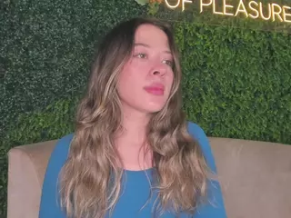 Chloe Dee's Live Sex Cam Show