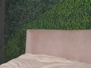 Chloe Dee's Live Sex Cam Show