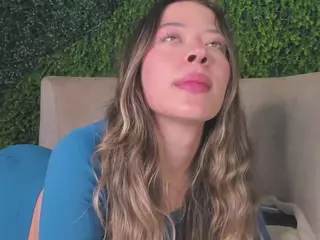 Chloe Dee's Live Sex Cam Show