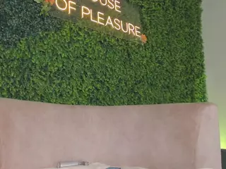 Chloe Dee's Live Sex Cam Show