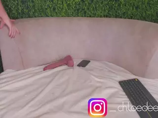 Chloe Dee's Live Sex Cam Show