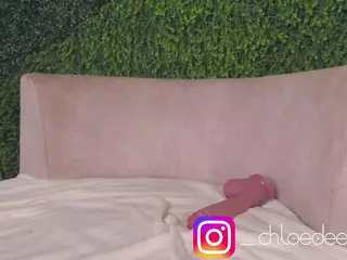 Chloe Dee's Live Sex Cam Show
