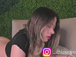 Chloe Dee's Live Sex Cam Show