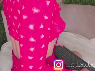 Chloe Dee's Live Sex Cam Show