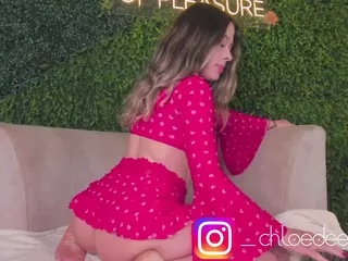 Chloe Dee's Live Sex Cam Show