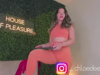 Chloe Dee's Live Sex Cam Show