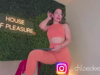 Chloe Dee's Live Sex Cam Show