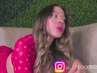 Chloe Dee's Live Sex Cam Show