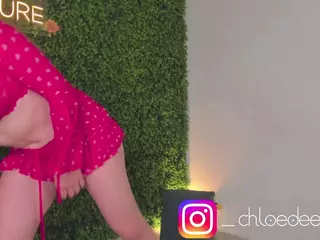 Chloe Dee's Live Sex Cam Show