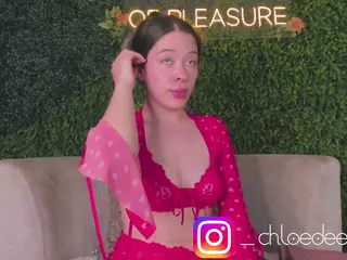 Chloe Dee's Live Sex Cam Show