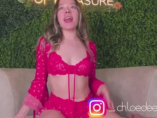 Chloe Dee's Live Sex Cam Show