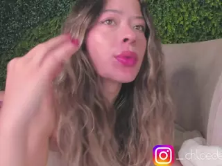 Chloe Dee's Live Sex Cam Show
