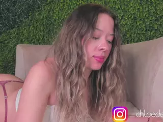 Chloe Dee's Live Sex Cam Show