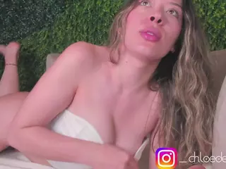 Chloe Dee's Live Sex Cam Show
