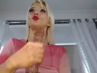 Serenexx's Live Sex Cam Show