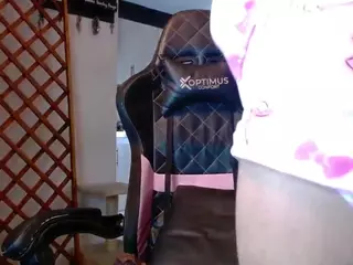 Sweet-Hot-Karen's Live Sex Cam Show