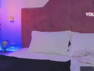 avalodge's Live Sex Cam Show