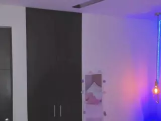 avalodge's Live Sex Cam Show