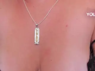 avalodge's Live Sex Cam Show