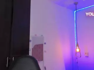 avalodge's Live Sex Cam Show