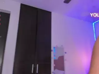 avalodge's Live Sex Cam Show