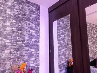 Arianaablack's Live Sex Cam Show