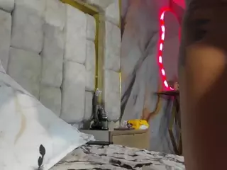 emily-86's Live Sex Cam Show