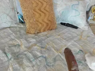 emily-86's Live Sex Cam Show