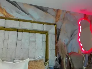 emily-86's Live Sex Cam Show