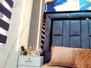 Offline cam show with emily-86