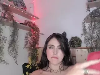 llanaa's Live Sex Cam Show