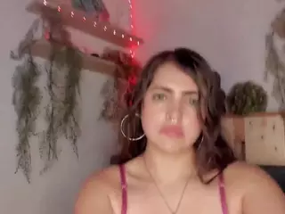 llanaa's Live Sex Cam Show